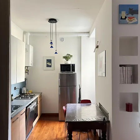 In Palazzo Storico * מילאנו